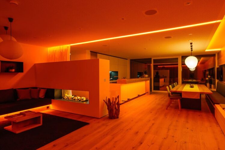 Loxone Dimmer red Oświetlenie w smarthome LED RGBW